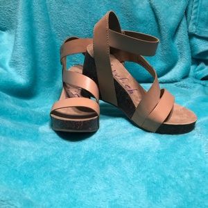 Blowfish wedge sandals